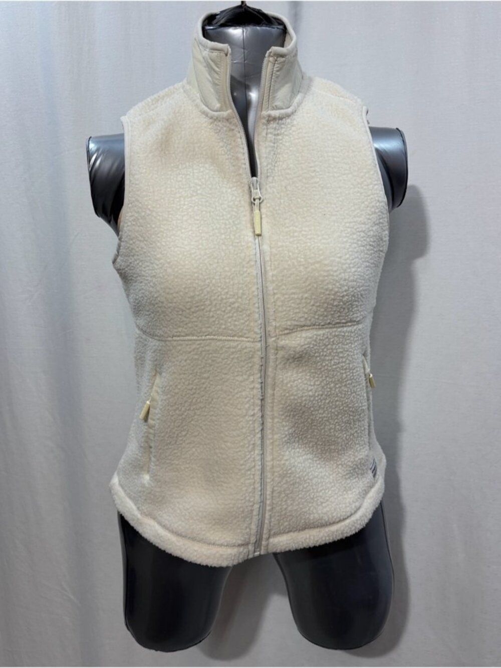O'Neill Cream Sherpa Zip-Up Fleece Vest Small- comfort warm trendy casual active